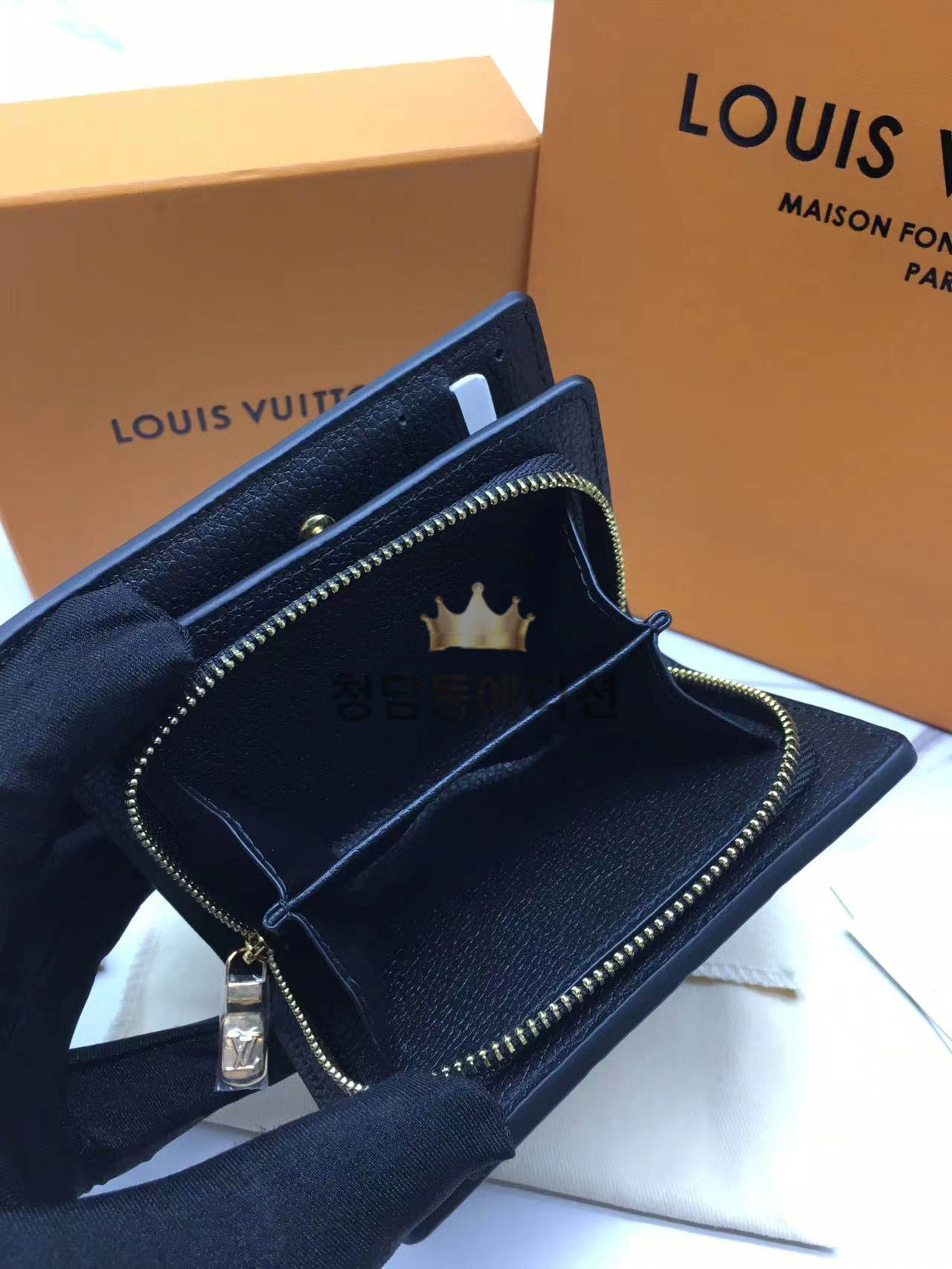 루이비통 클레아 월릿 M80512