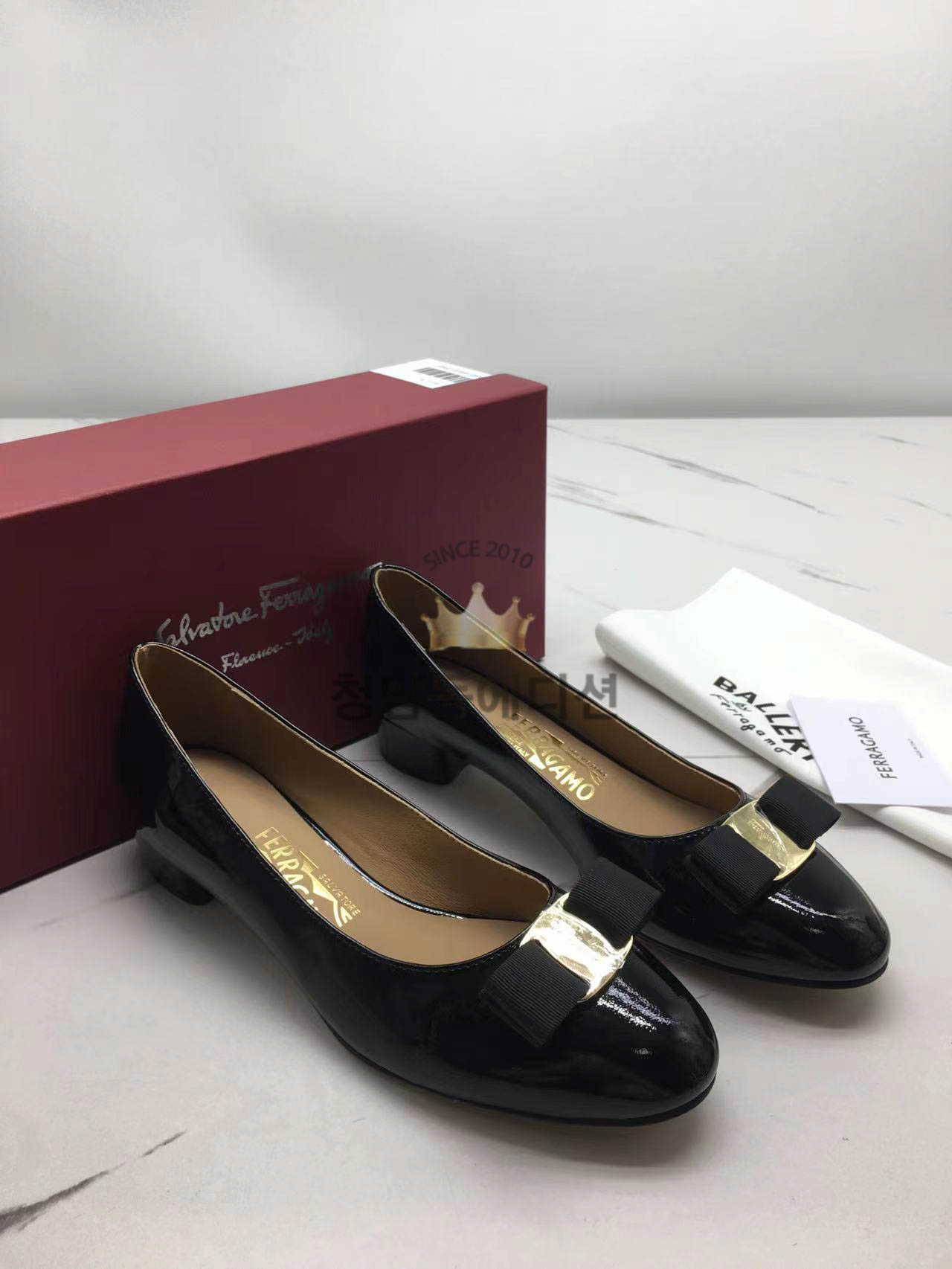 페레가모 바라보우 플랫슈즈 (굽1cm/굽3cm)