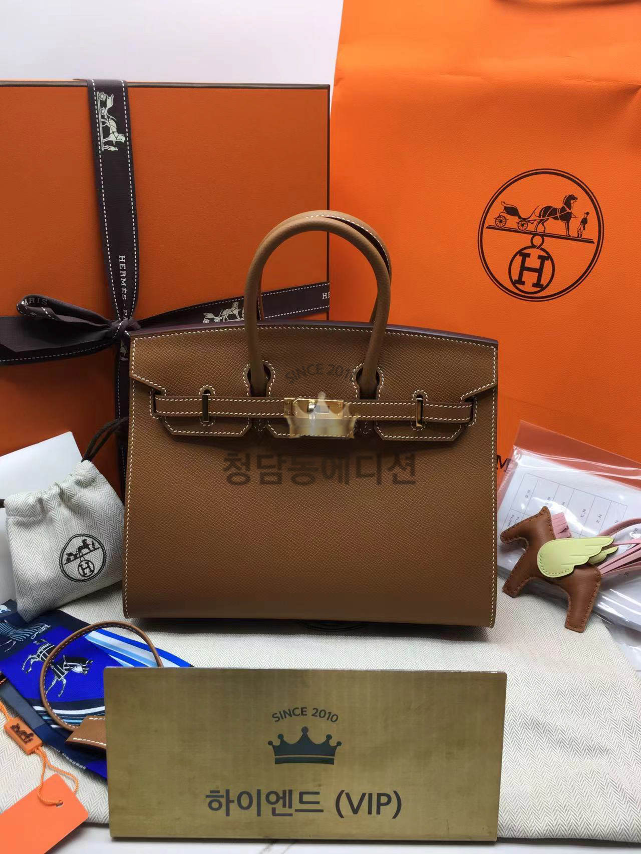 에르메스 벌킨25 (컬러 골드 / 버클 골드)