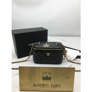 샤넬 클래식 골드볼 베니티백