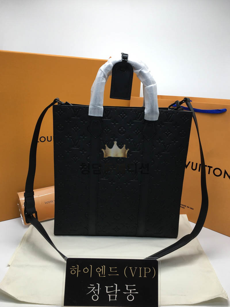 루이비통 삭플라 NV M21866