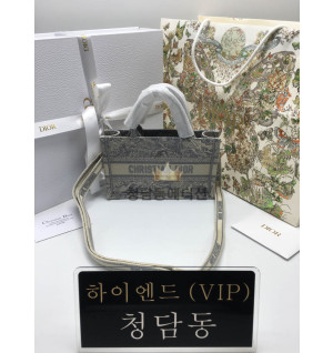 디올 북토트백 미니 숄더스트랩 정품급