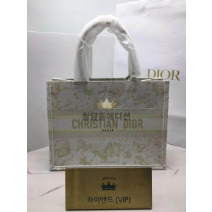 디올 북토트백 미디움 정품급