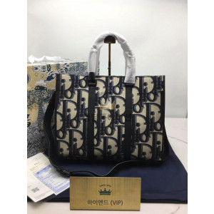 디올 남성 맥시 디올 베이지 오블리크 자카드 토트백