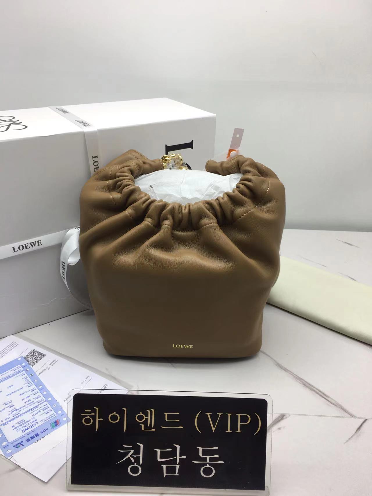 로에베 스퀴즈 나파 램스킨 백 (29cm,34cm)