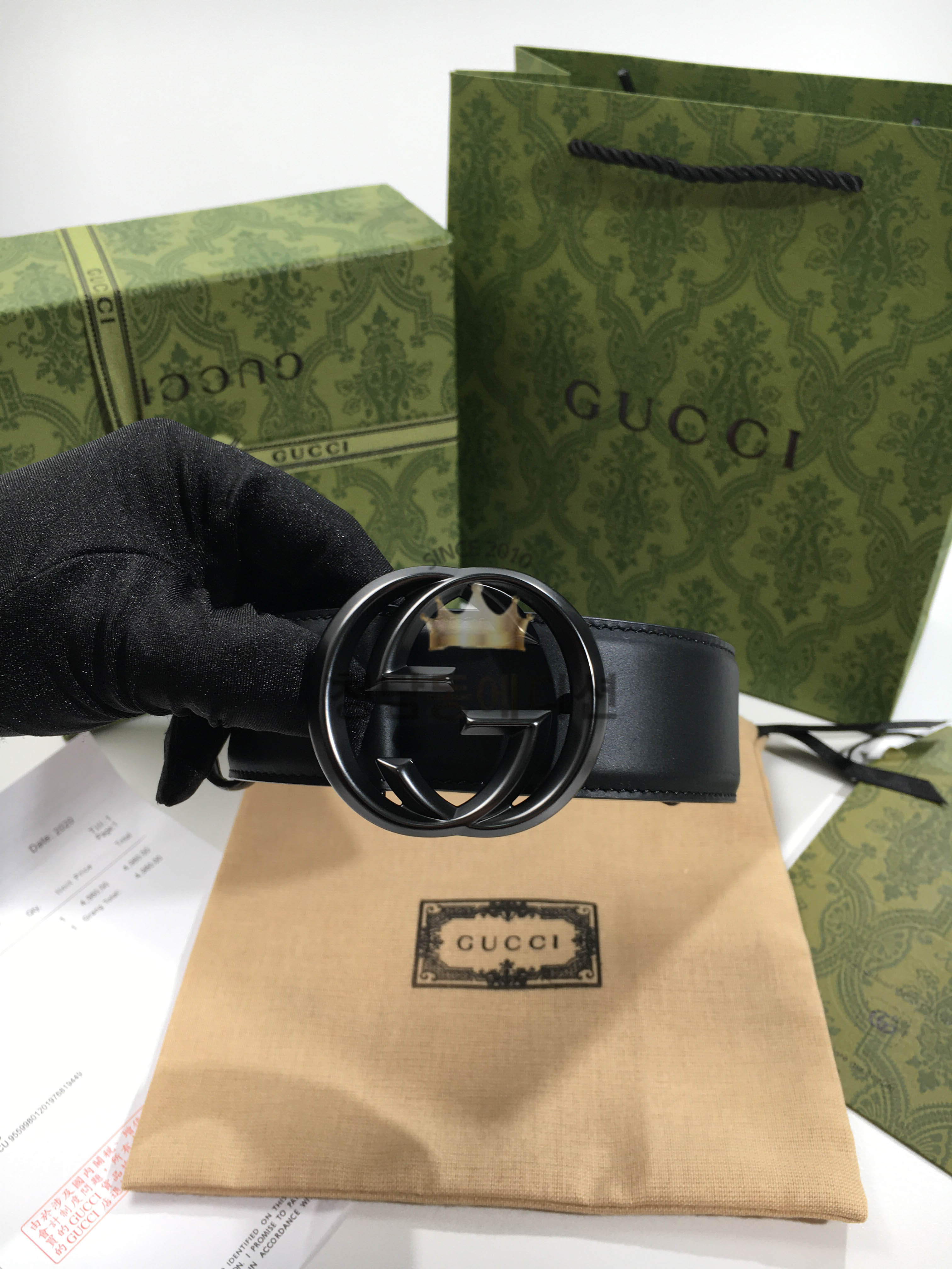 구찌 인터로킹G 레더 벨트 4cm