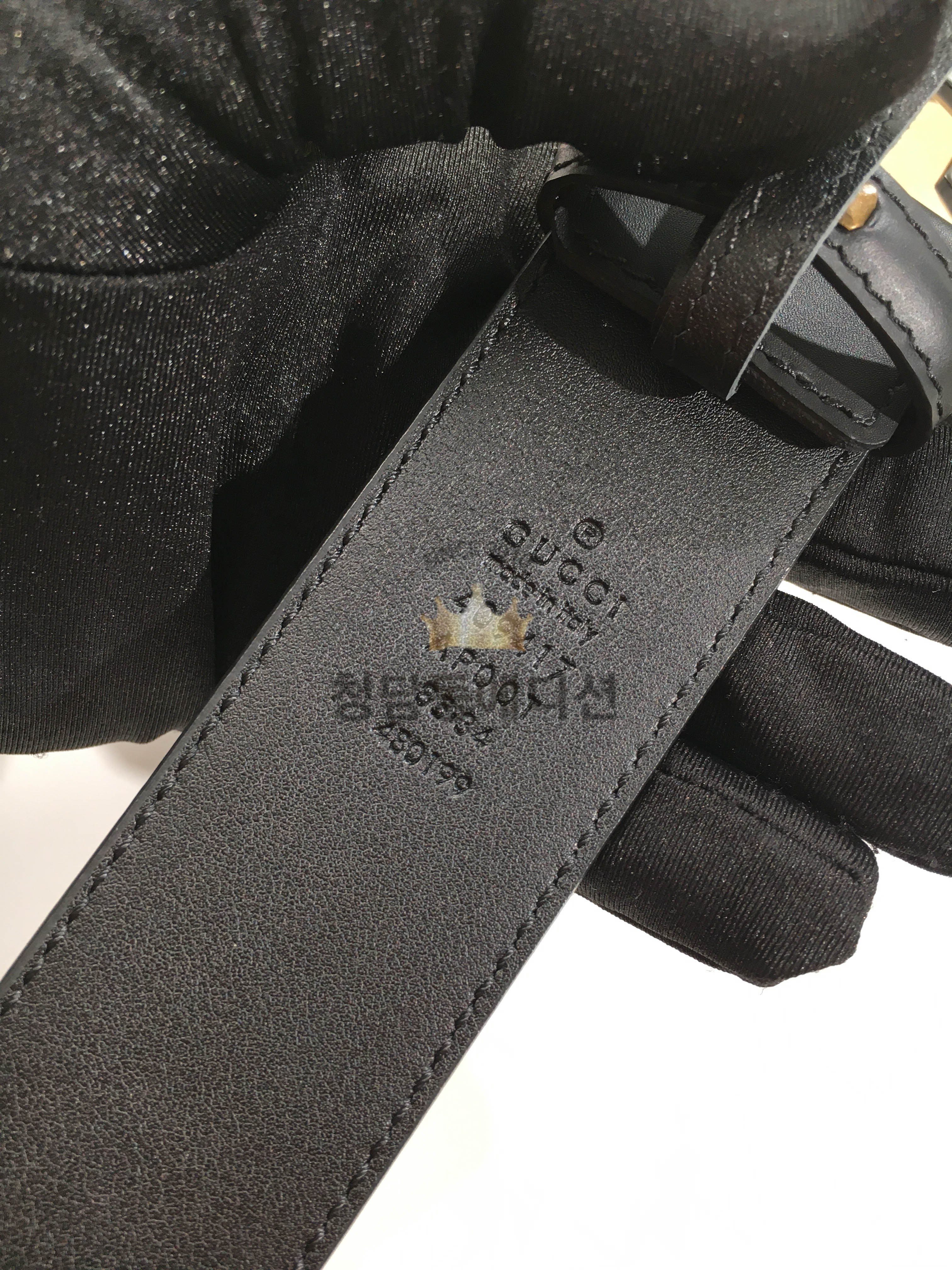 구찌 인터로킹G 레더 벨트 4cm