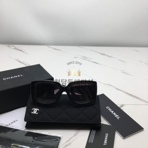샤넬 CC로고 렉탱글 선글라스