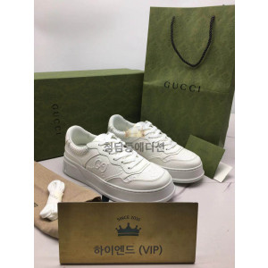 구찌 스크리너 스니커즈 (남녀공용)