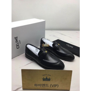 셀린느 23ss 트리오페 로퍼