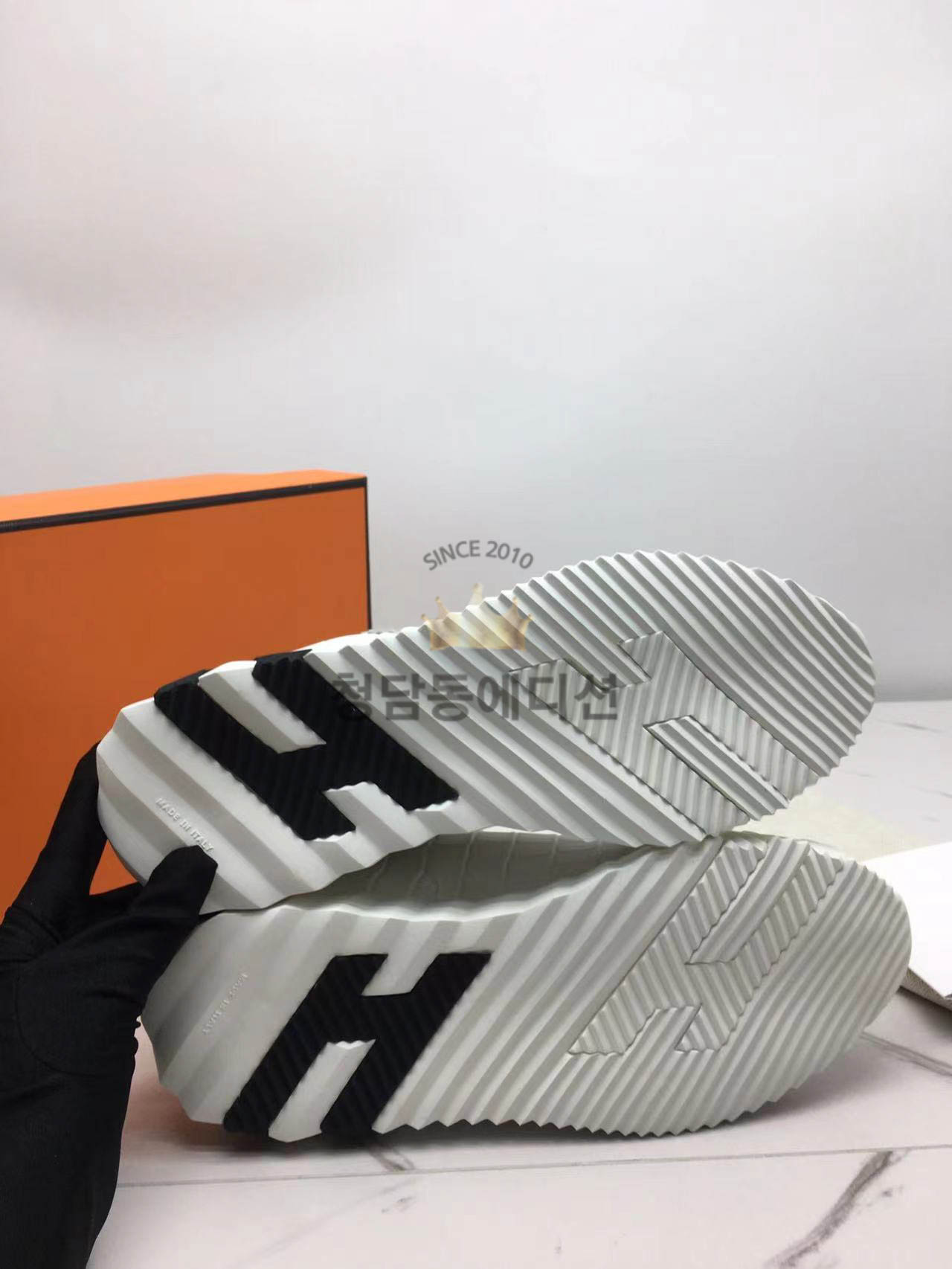 에르메스 바운싱 스니커즈 (남녀공용)