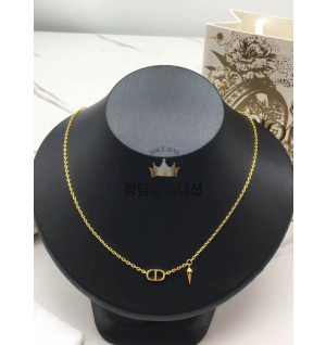 디올 cd 목걸이