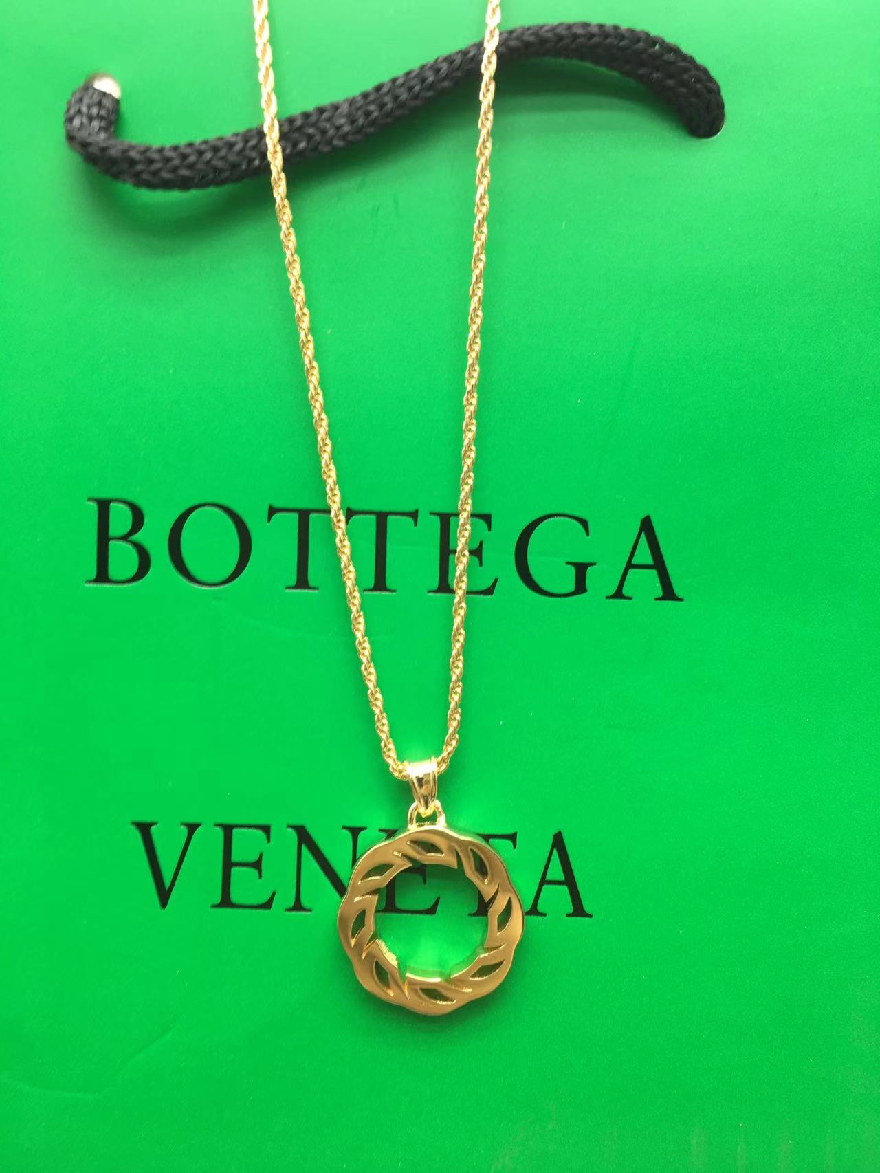보테가베네타 타이드 목걸이