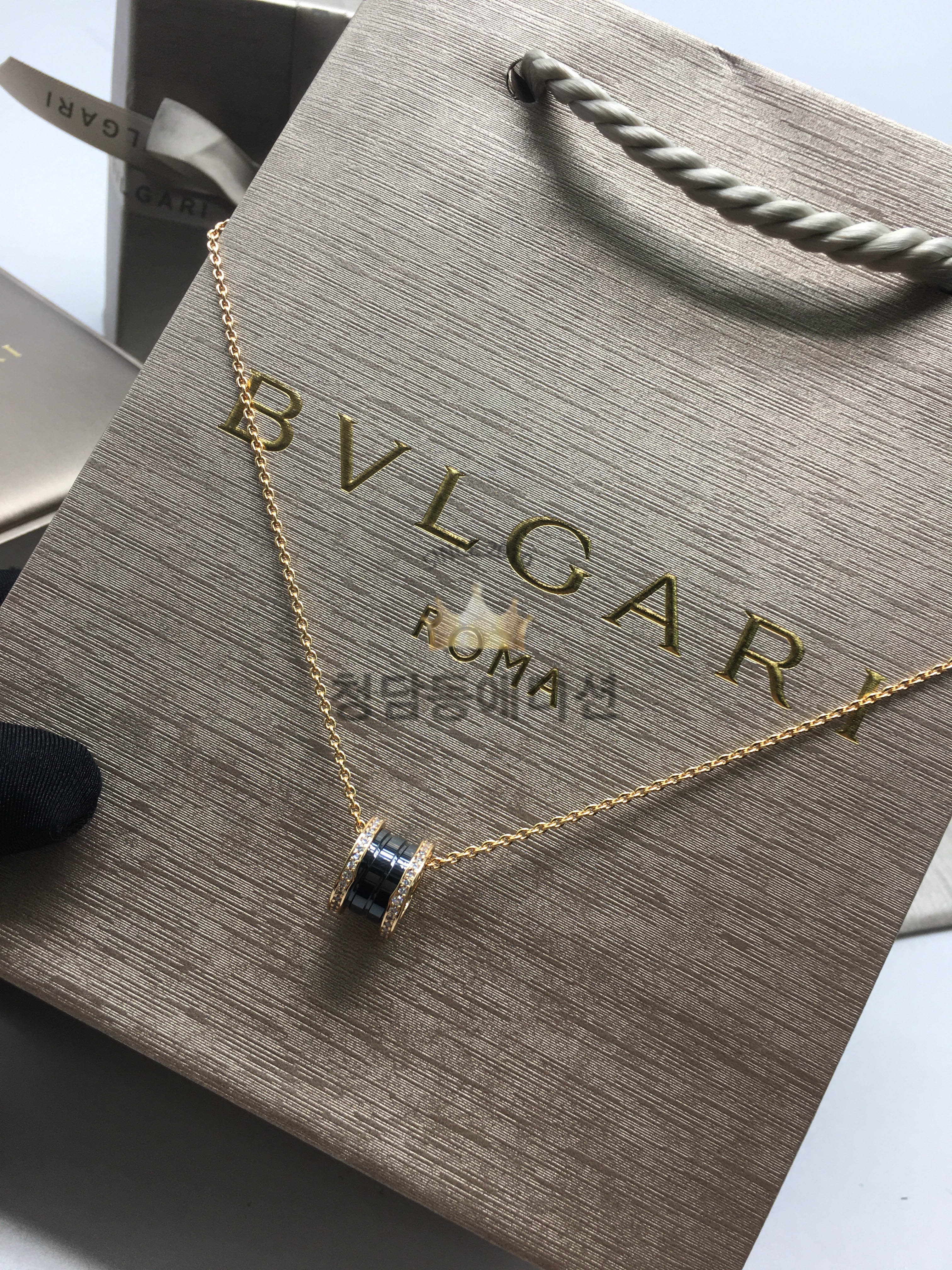 불가리 비제로원 세라믹 목걸이