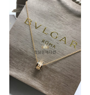 불가리 비제로원 스터드 목걸이 (V-gold소재)