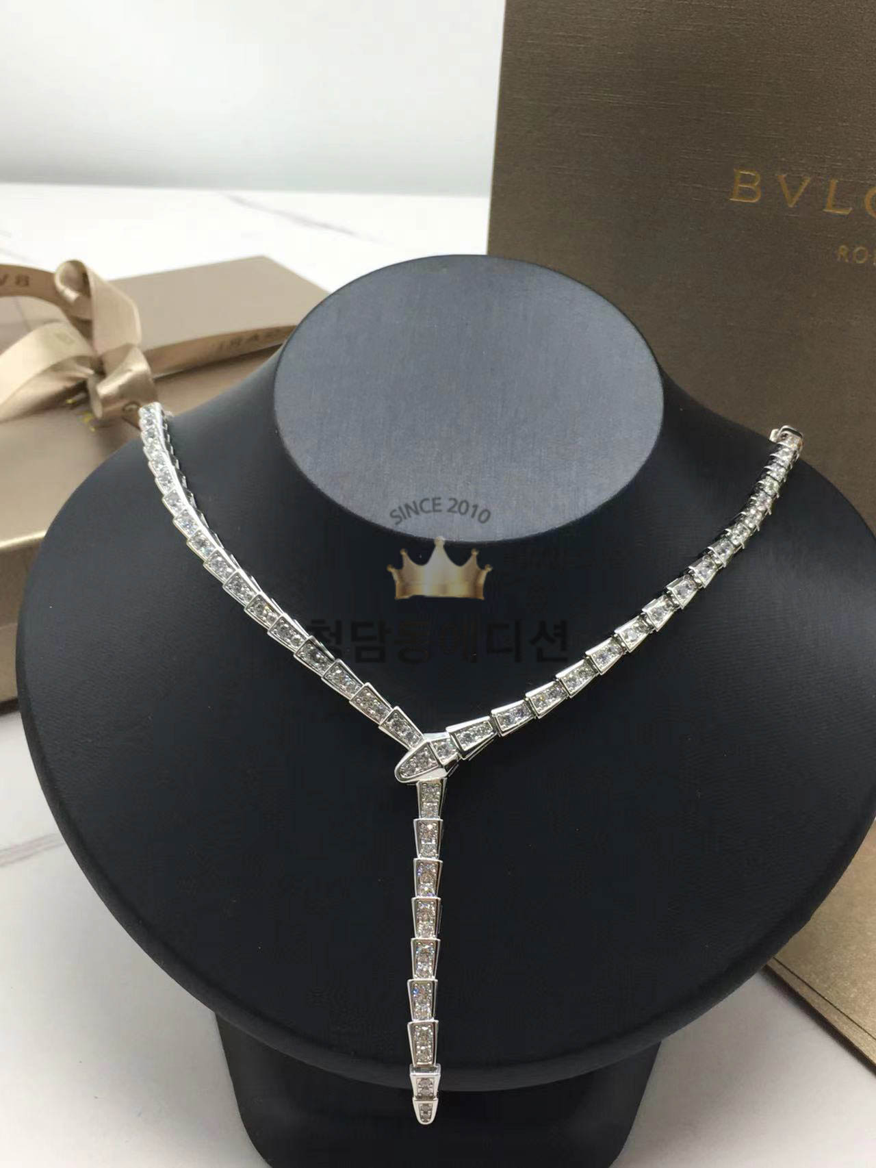 불가리 세르펜티 바이퍼 다이아 목걸이