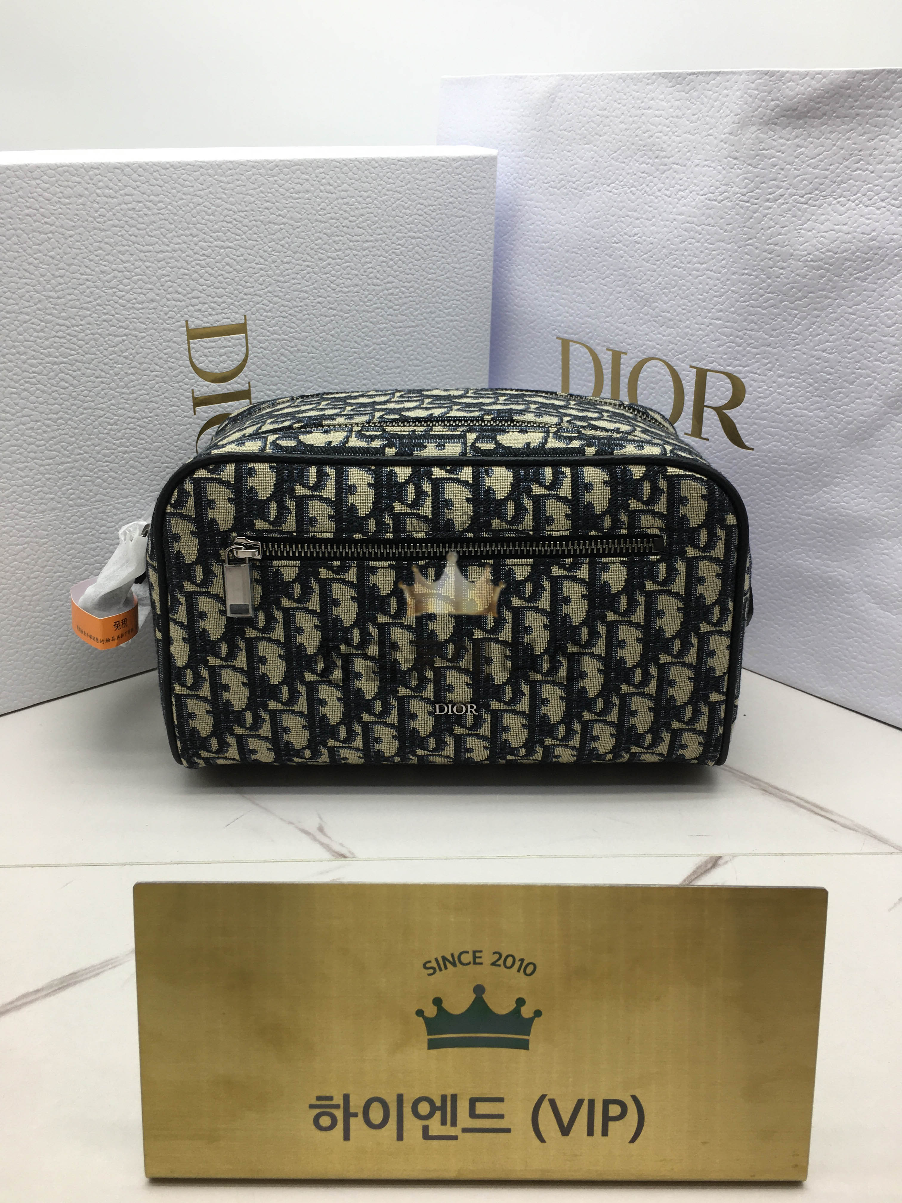 디올 오블리크 토일레트리 백