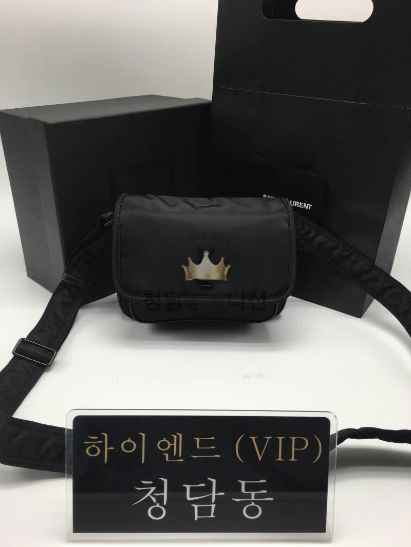 입생로랑 24SS 나일론 니키 스몰 메신저백 776611