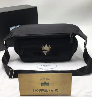 프라다 바이커백 미디움 2VH994 [upgrade ver.]