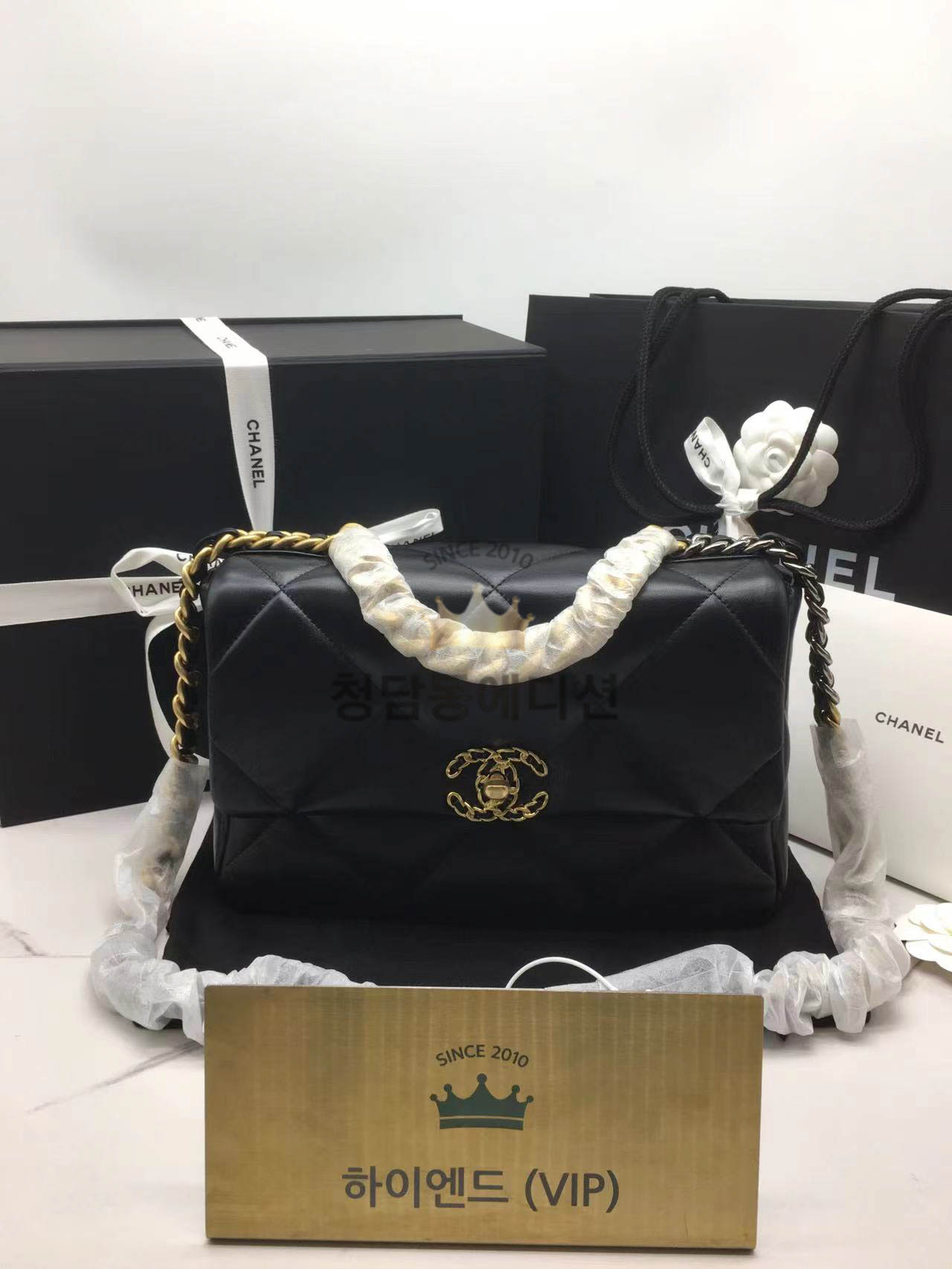 샤넬 19 플랩백 미디움 (upgrade ver.)