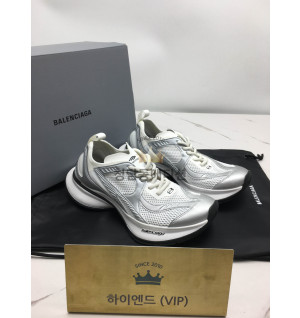 발렌시아가 서킷 스니커즈 (남녀공용)