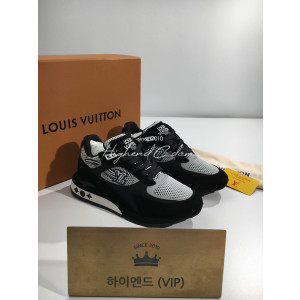루이비통 lv 런어웨이 스니커즈 (남성용)