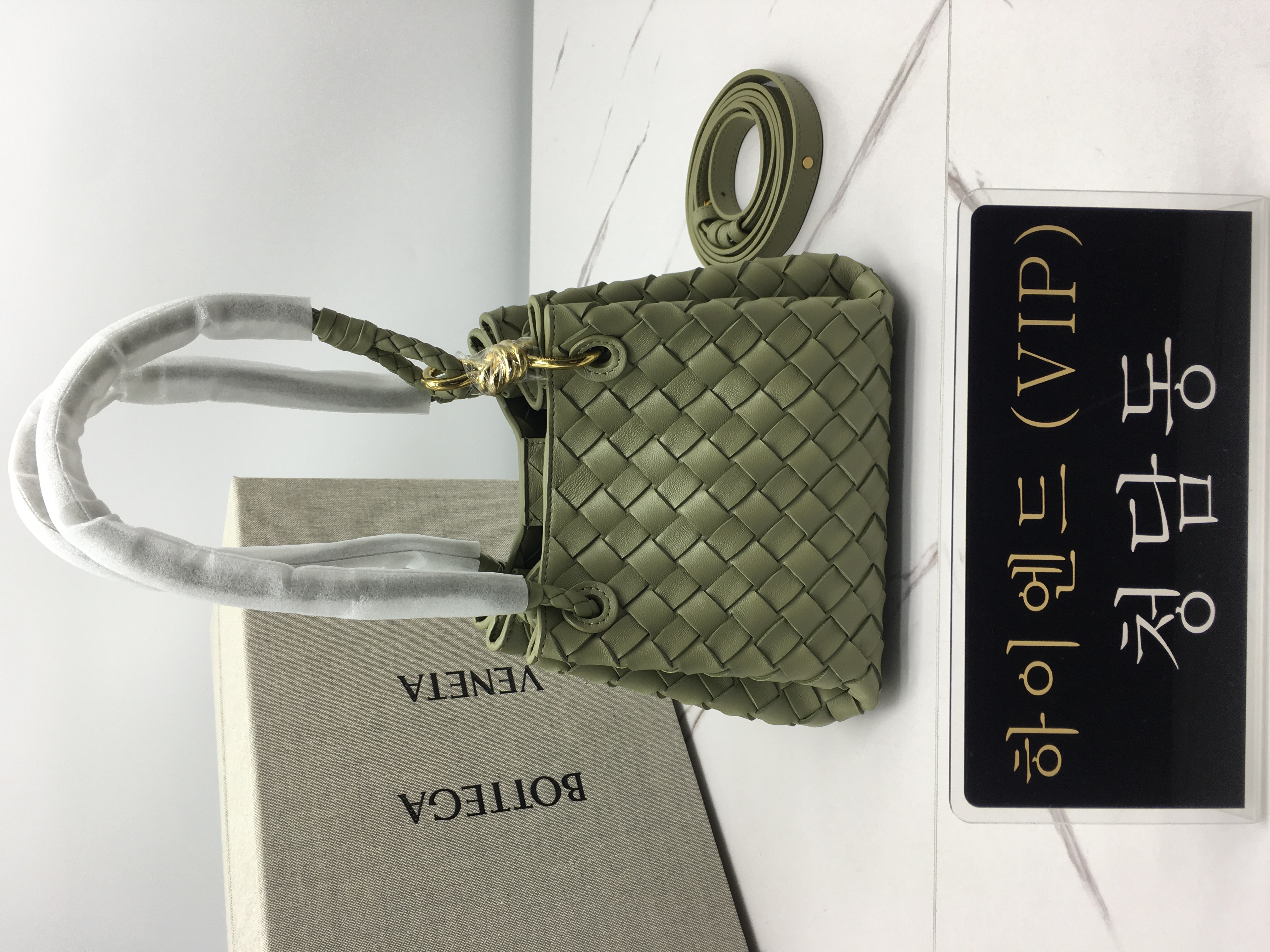 보테가베네타 숄더백 파라슈트 안디아모 스몰 796569 (컬러 트래버틴)