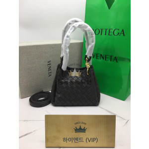 보테가베네타 숄더백 파라슈트 안디아모 스몰 796569 (컬러 다크브라운)