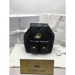 디올 카로 백팩 미디움