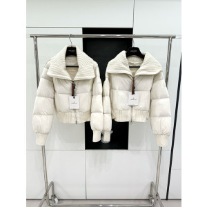 몽클레어 제이드아이트 쇼트 다운 패딩