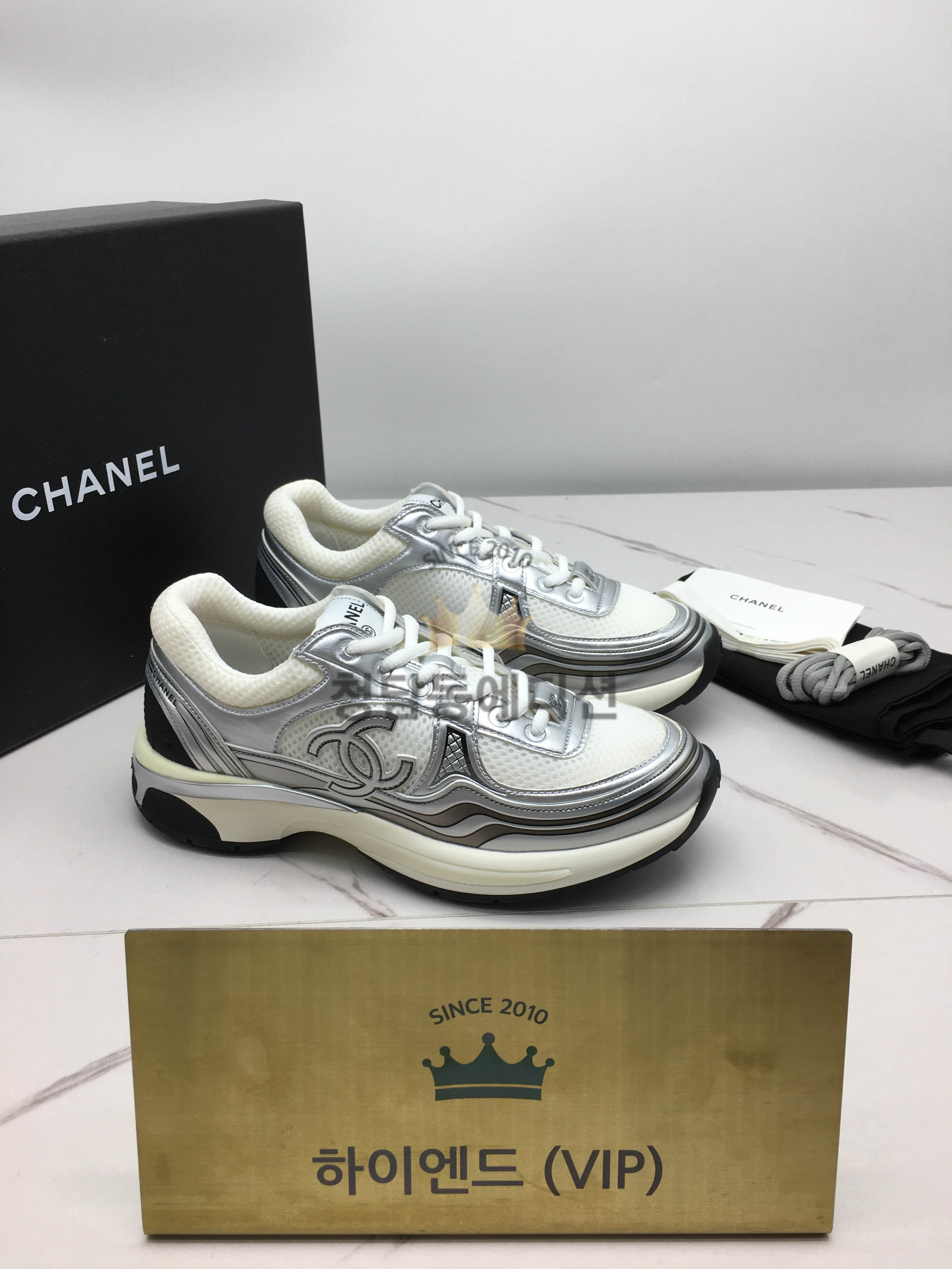 샤넬 샤식스 스니커즈 (upgrade ver.)