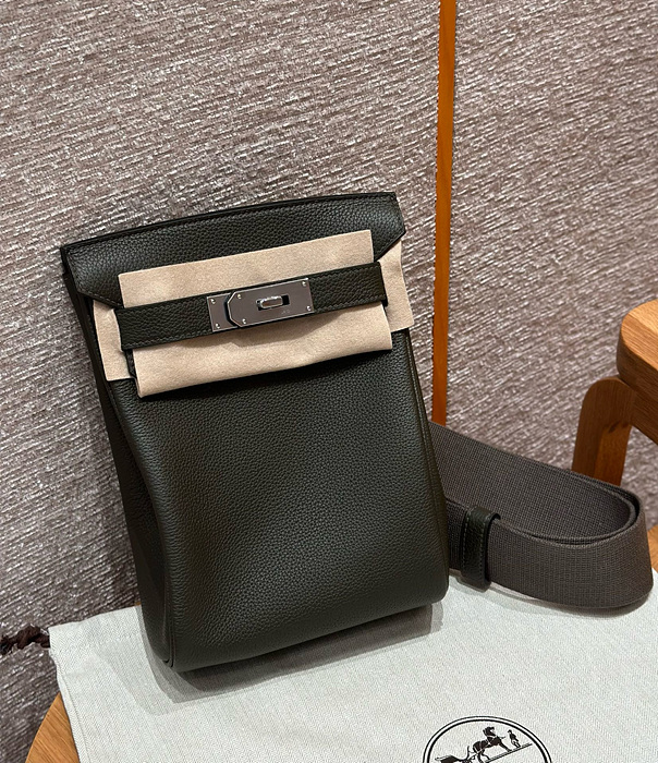 에르메스 핵아도 올수공 PM (컬러 vert gris)