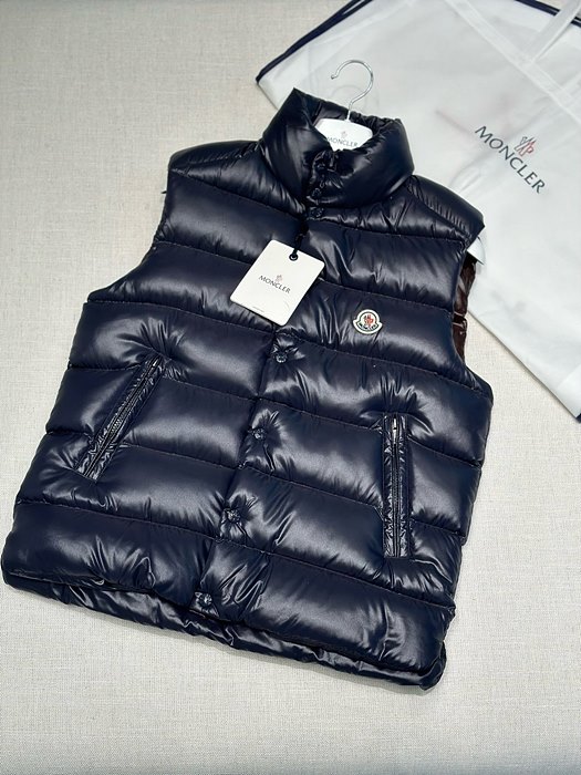 몽클레어 티브 베스트 (남성용) (컬러 네이비)