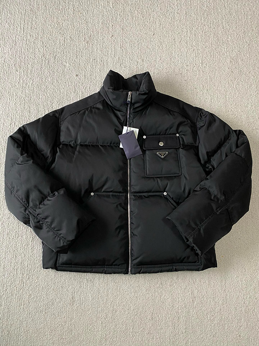 프라다 리나일론 크롭 다운 패딩 (남녀공용)