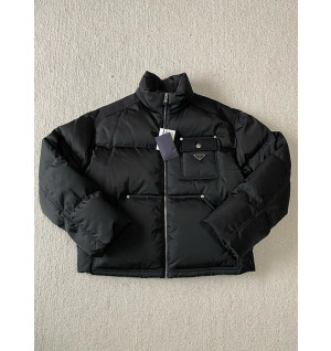 프라다 리나일론 크롭 다운 패딩 (남녀공용)