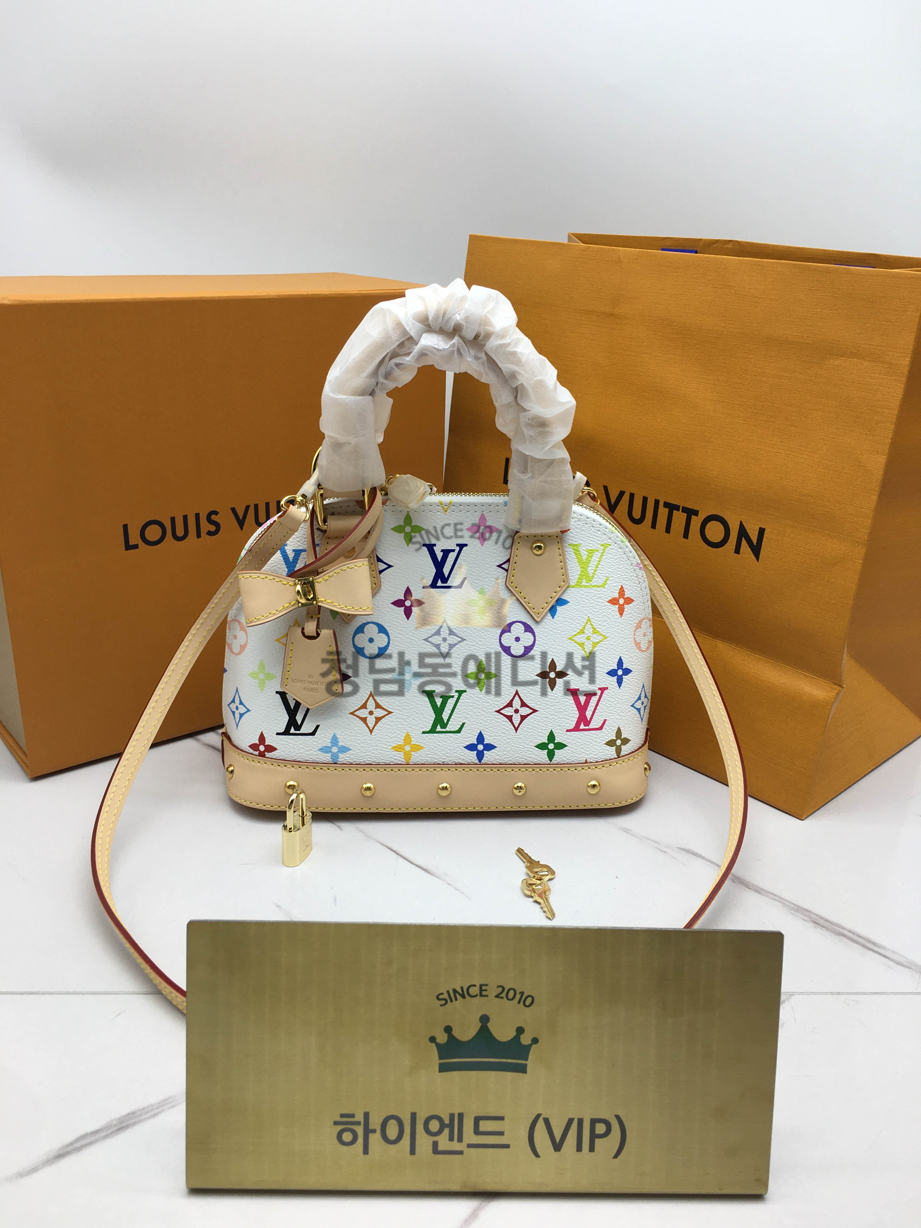 루이비통 무라카미 콜라보 알마 BB M13078