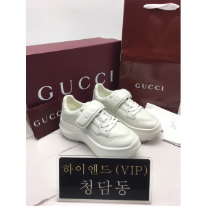 구찌 웨이브 웨지 스니커즈