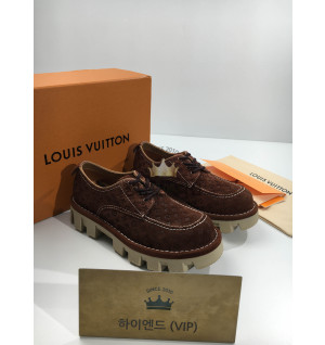 루이비통 오버캠프 앵클부츠 (남성용)
