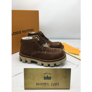 루이비통 오버캠프 앵클부츠 (남성용)