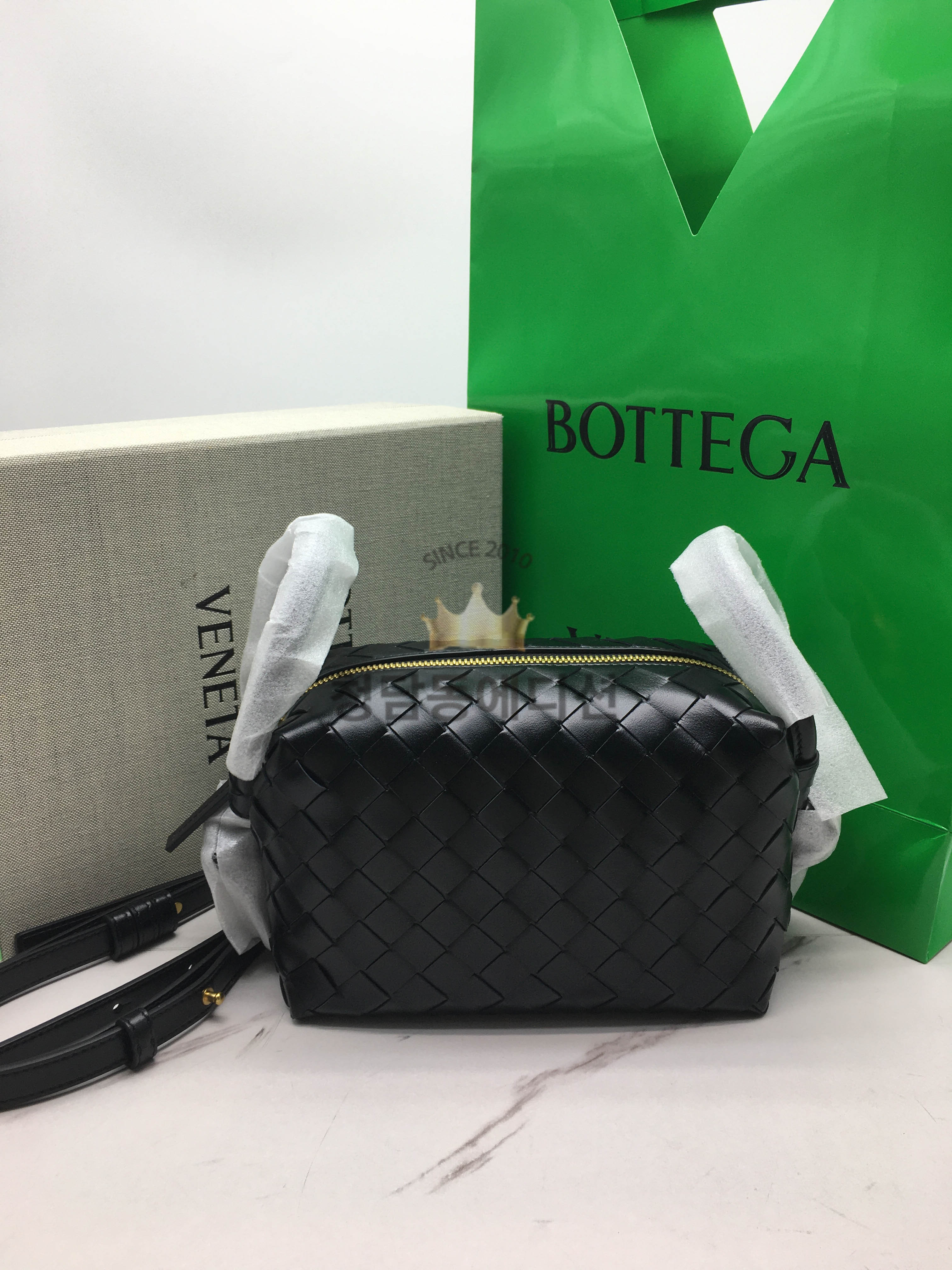 보테가베네타 탑 핸들 루프 백 796615 (컬러 블랙)