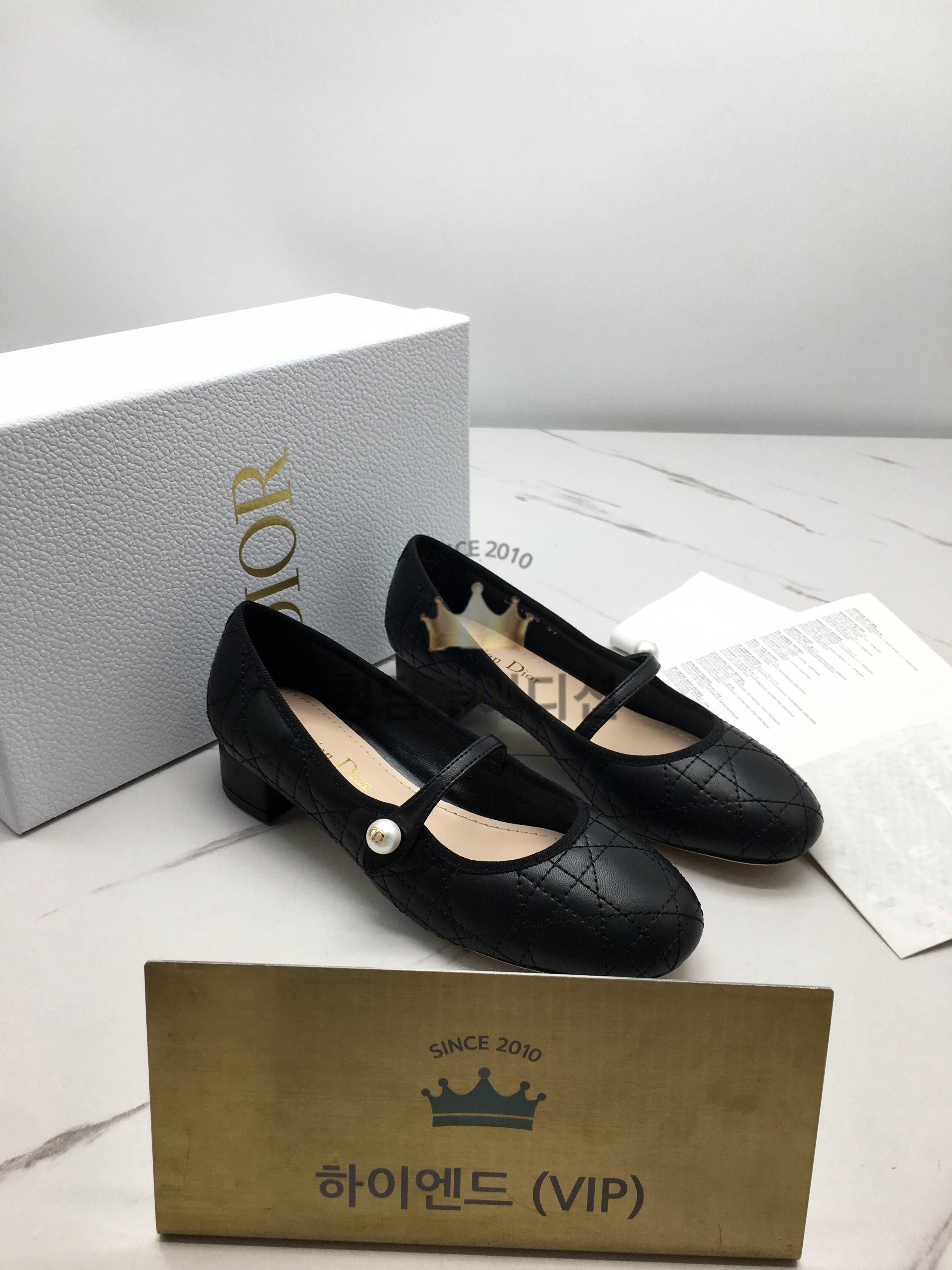 디올 까나쥬 발레리나슈즈