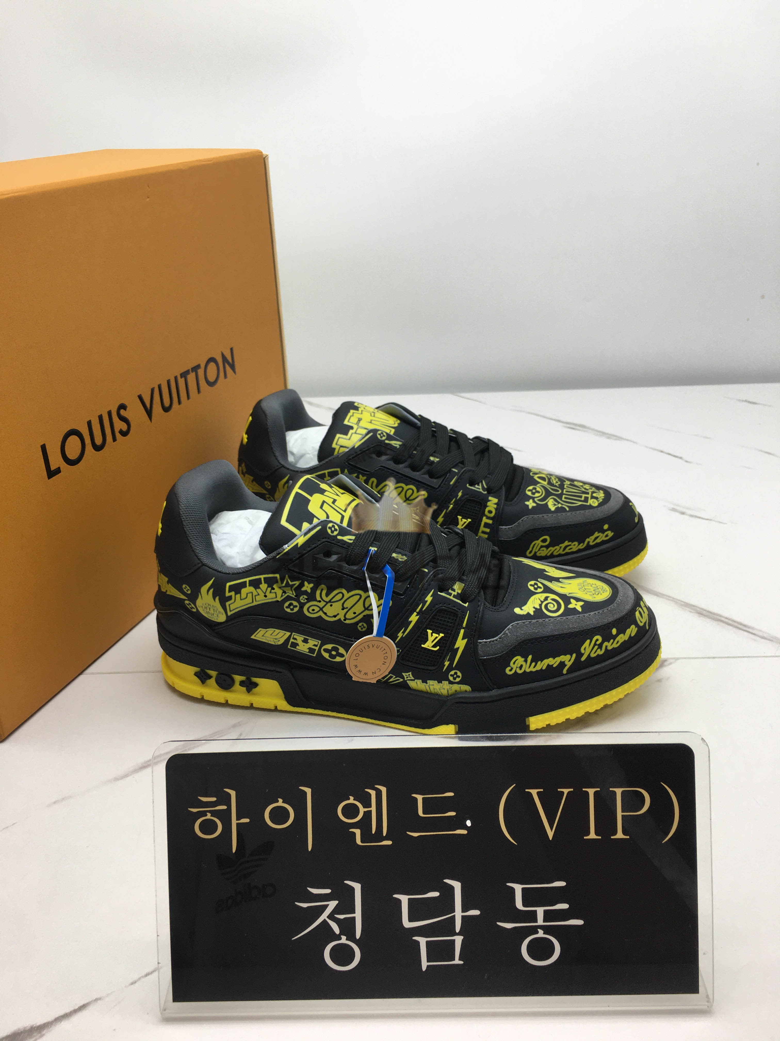 루이비통 스니커즈 (남녀공용)