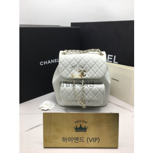 샤넬 22C 듀마 백팩 미디움 카프스킨