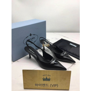 프라다 소프트 패딩 레더 슬링백 펌프스 힐 (굽 7.5cm)