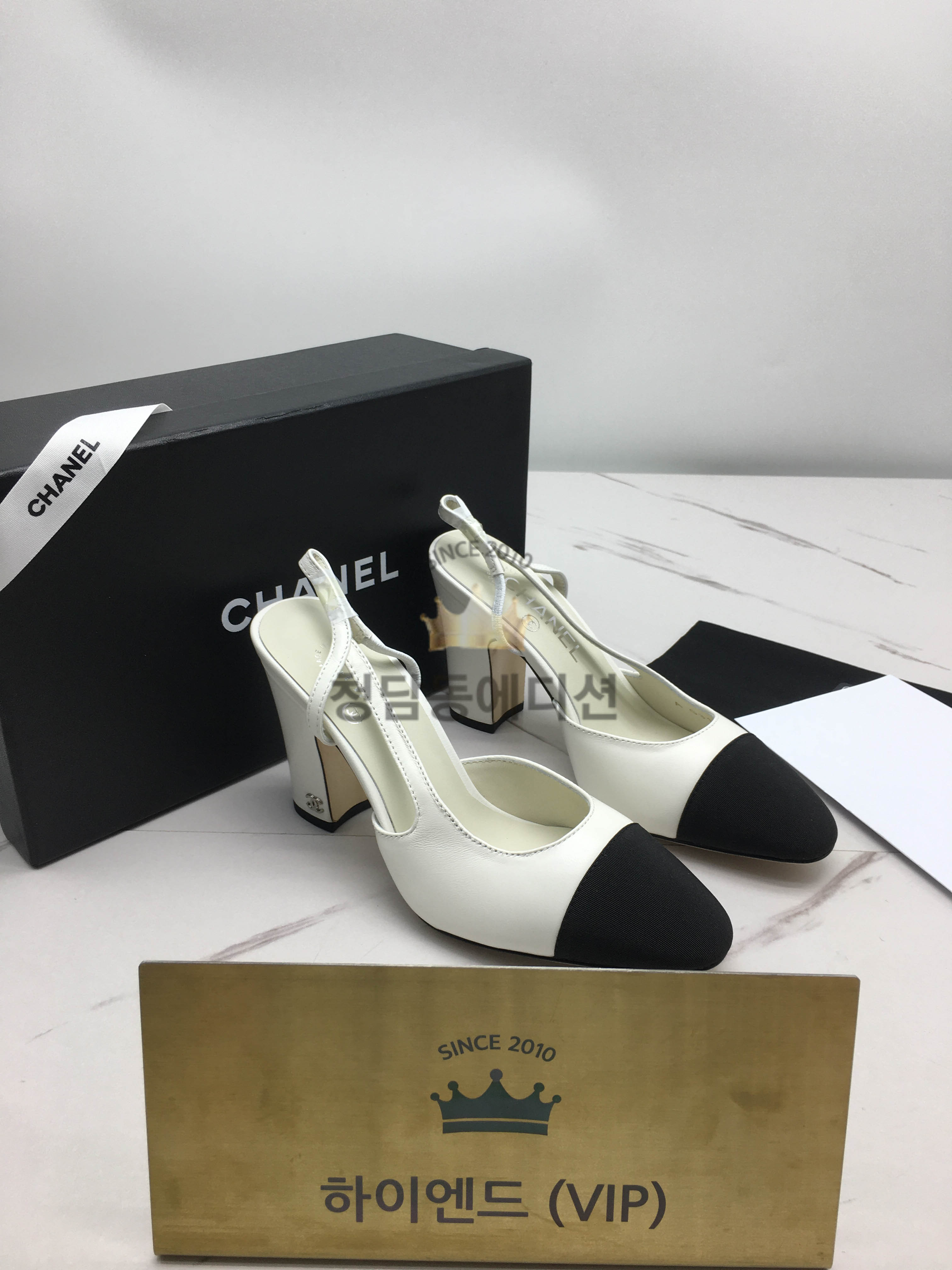 샤넬 슬링백 (굽 9.5cm)