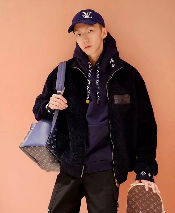 루이비통 레더 패치 플리스 블루종 (남녀공용)