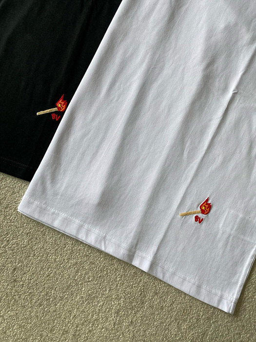 보테가베네타 반팔 (남녀공용) (컬러 블랙,화이트)