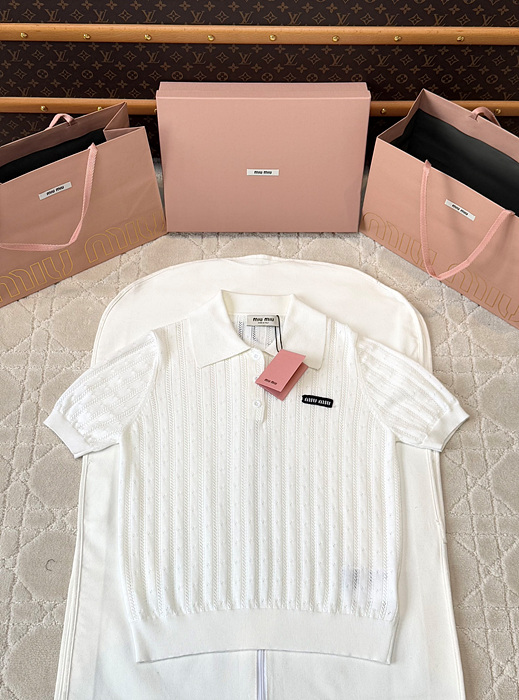 미우미우 니트 카라 반팔