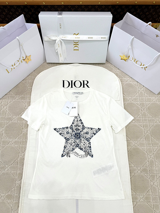 디올 반팔 티셔츠