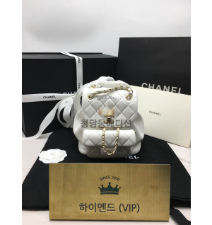 샤넬 듀마 백팩 스몰 카프스킨 캐비어 (하이엔드급)